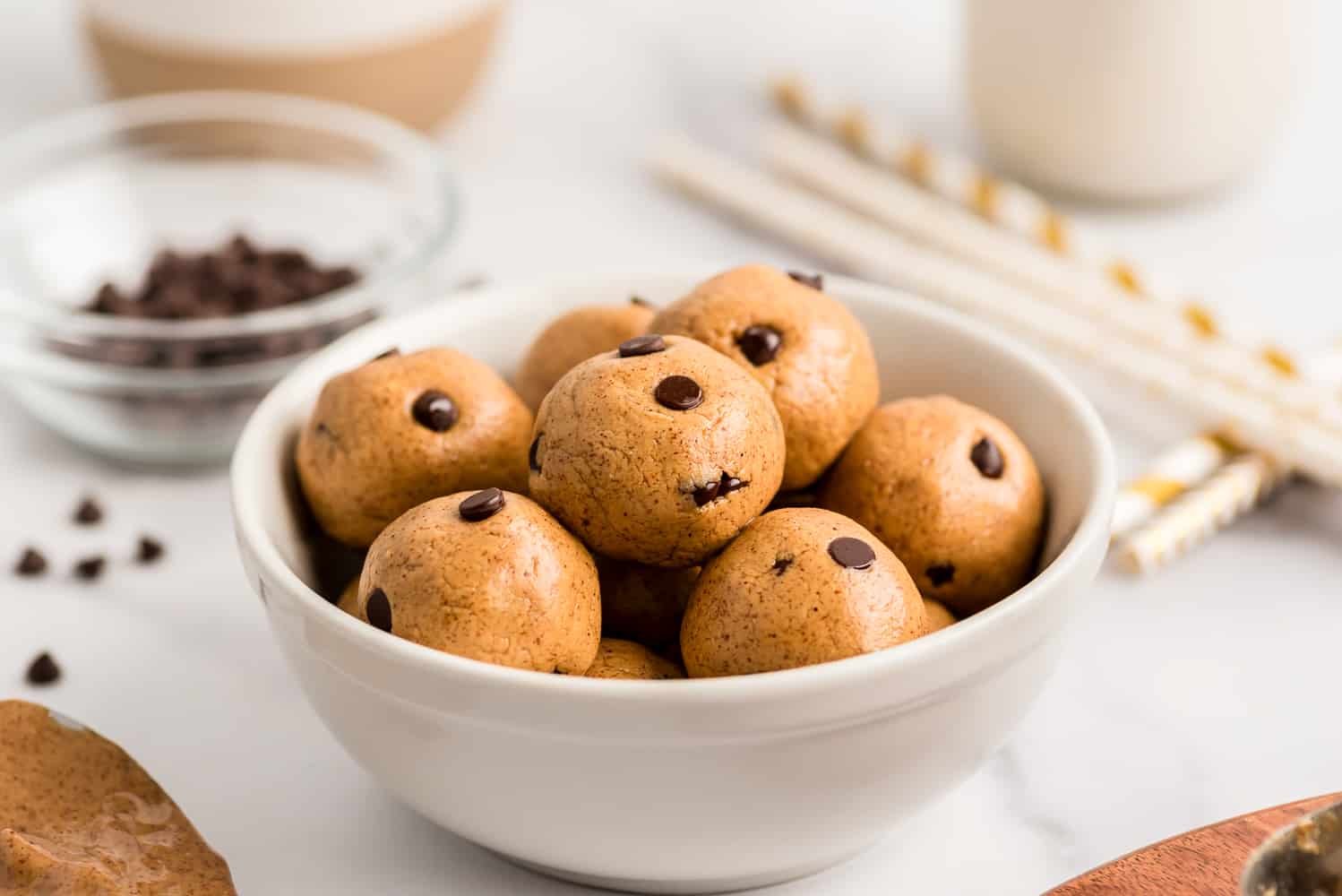 Almond Butter Protein Balls (No Oats) Almond Butter Protein Balls (No Oats)