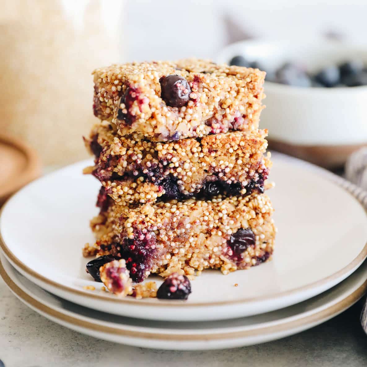 Blueberry Quinoa Bars – The Healthy Maven Blueberry Quinoa Bars – The Healthy Maven