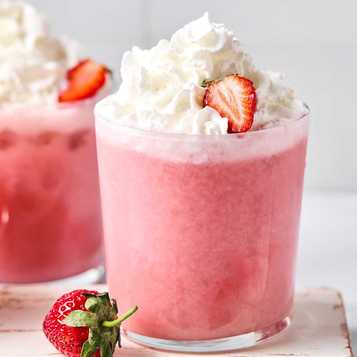Easy Strawberries and Cream Cocktail Easy Strawberries and Cream Cocktail